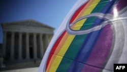 La Corte Suprema decidirá si los estados pueden permitir matrimonios del mismo sexo.