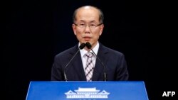 김유근 한국 청와대 국가안보실 1차장이 22일 한일군사정보보호협정(GSOMIA) 종료 방침을 밝혔다.