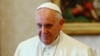 Papa pide proteger a jóvenes migrantes 