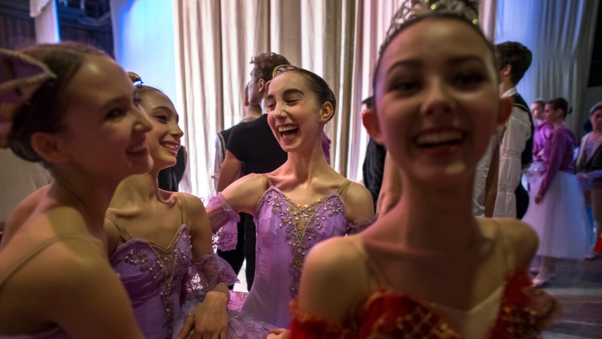 American Ballet Dancer at Bolshoi