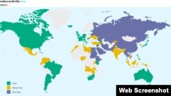 La liberté d'accès à internet dans le monde en 2015 selon l'ONG Freedom House.