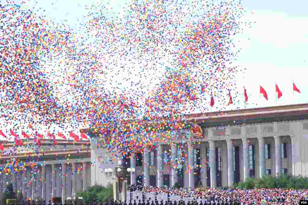 北京9.3阅兵共12000余人参与（美国之音东方拍摄）