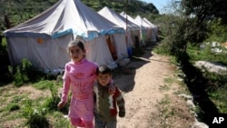 지난달 14일 레바논 베이루트 난민 수용소의 시리아 난민들.