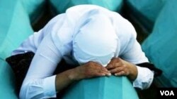 Evropski parlament : Evropljani imaju obavezu da pamte strašni zločin u Srebrenici