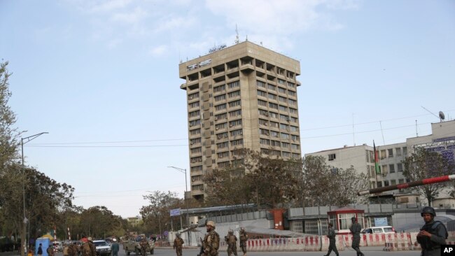 阿富汗政府通讯部大楼4月20日遭到袭击。