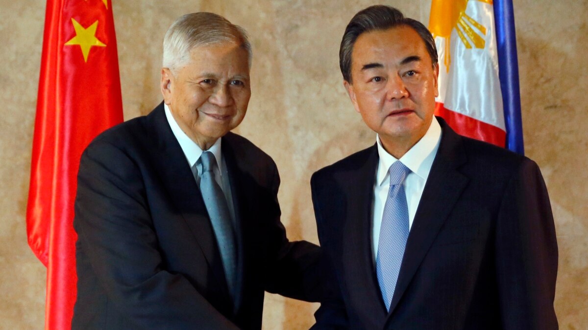 Philippines, China Agree To Ease Tensions