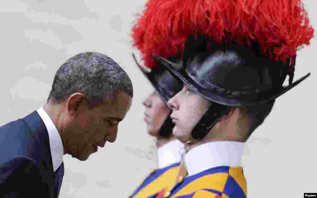 U.S. President Barack Obama arrives at the Vatican for a private audience with Pope Francis, in Vatican City, March 27, 2014.&nbsp;