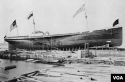 The SS Great Republic, one of the ships that carried Chinese students to America, being built in 1866 (Public domain image)