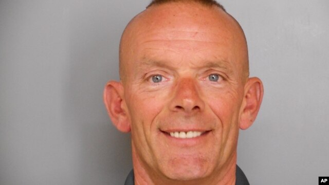 Foto de archivo del teniente Charles Joseph Gliniewicz que planeó cuidadosamente su suicidio para que pareciera asesinato. 