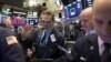 Wall Street: Compañías tecnológicas y bancos lideran alza