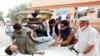 Afganistán: Más de medio centenar de muertos en explosiones en mezquita 