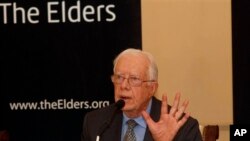  The Elders အဖွဲ့ သတင်းစာရှင်းလင်းပွဲ၊ အမေရိကန် သမ္မတဟောင်း Jimmy Carter ၊ ရန်ကုန်မြို့ Strand Hotel၊ စက်တင်ဘာလ ၂၆။