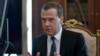 Медведев приравнял новые санкции США против России к объявлению экономической войны