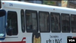 Kontroverzna reklama na jednom od washingtonskih autobusa