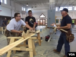 Of the 755 apprentices at the Ohio Carpenters Joint apprentice training center in Richfield, Ohio, 475 have had at least some college credits. (VOA/ C. Presutti)