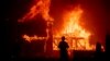 Le nord de la Californie dans les flammes: des milliers d'évacuations
