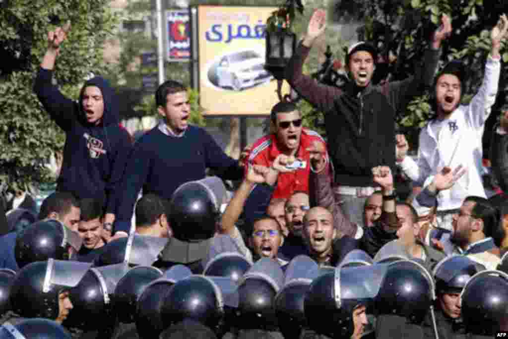 Angry Egyptian protestors shout anti-government slogans during a protest in Suez, Egypt, Thursday, Jan. 27, 2011. Egyptian activists protested for a third day as social networking sites called for a mass rally in the capital Cairo after Friday prayers, ke