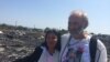 Австралійське подружжя відвідало місце загибелі доньки в Україні
