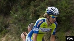 Franco Pellizotti dibebaskan dari tuduhan doping oleh pengadilan anti-doping Komite Olimpiade Nasional Italia. Ia dikenal sebagai "Raja Tanjakan" pada Tour de France 2009.