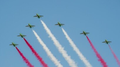 Không lực Ả rập Xê út biểu diễn nhân ngày quốc khánh thứ 90, 23/9/2020.
