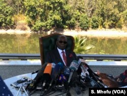 Former Zimbabwean President Robert Mugabe addressing journalists at his residence in Harare, July 29, 2018, on the eve of the country's elections where he endorsed Nelson Chamisa leader of the country’s main opposition Movement for Democratic Change.