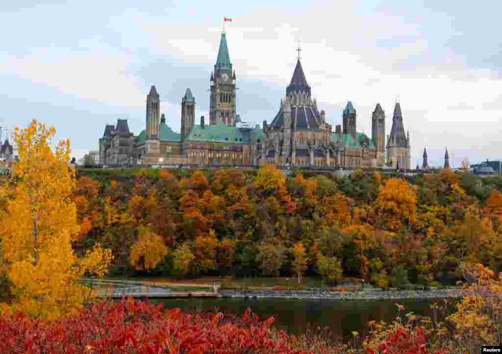 Parliament Hill&nbsp; is seen the morning after the federal election in Ottawa, Ontario, Canada.