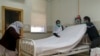 خیبر پختونخوا: کرونا مریضوں میں تشویش ناک حد تک اضافہ، سہولیات کا فقدان