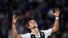 Cristiano Ronaldo, réagit lors du match entre la Juventus et Bologne, Italie, le 26 septembre 2018.