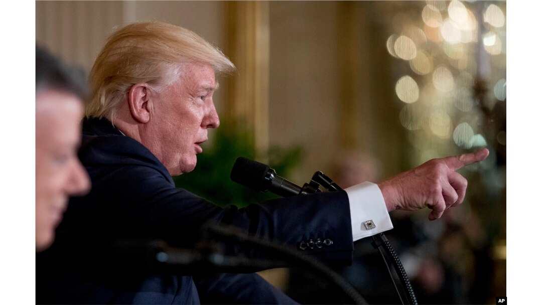 Trump na konferenciji za novinare u Beloj kući sa predsednikom Kolumbije Huanom manuelom Santosom