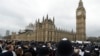 Anggota Kerajaan Inggris dan Korban London Berdoa Bersama
