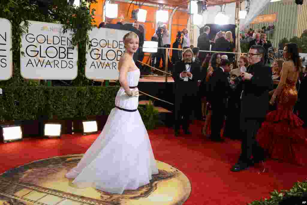 Jennifer Lawrence arrives at the 71st annual Golden Globe Awards at the Beverly Hilton Hotel, Jan. 12, 2014.
