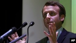 French presidential candidate and former French Economy Minister Emmanuel Macron, speaks during a conference at the Ecole Superieure des Affaires (ESA Business School) in Beirut, Lebanon, Jan. 23, 2017. 