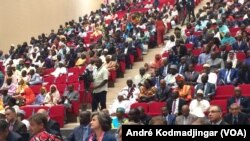 Deuxième forum national inclusif en vue au Tchad, le 28 octobre 2020. (VOA/André Kodmadjingar)