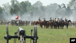 The Manassas battle, staged twice during a recent weekend, is the first of several big reenactments planned to mark the 150th anniversary of the American Civil War.