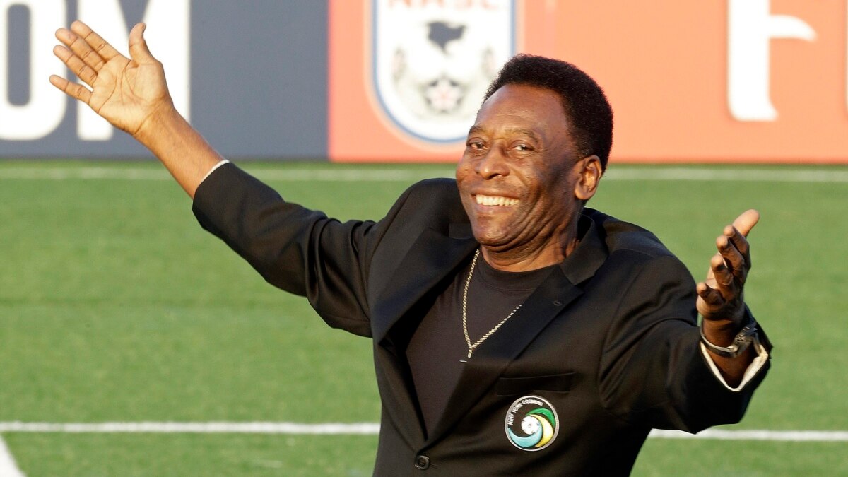 Pelé a hero to American Black soccer players, gift to NY Cosmos, NASL