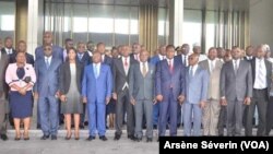 Les personnalités ayant pris part à la réunion de Brazzaville sur les infrastructures numériques, le 1er mars 2019. (VOA/Arsène Séverin)