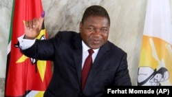 Presidente de Moçambique, Filipe Nyusi, depois de votar nas eleições gerais de 15 de Outubro 2019