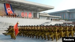 한국전 정전협정 체결 61주년을 맞이한 27일, 북한 평양 금수산태양궁전 광장에서 결의대회가 열렸다.