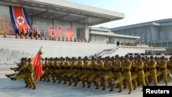한국전 정전협정 체결 61주년을 맞이한 지난 7월, 북한 평양 금수산태양궁전 광장에서 결의대회가 열렸다. (자료사진)
