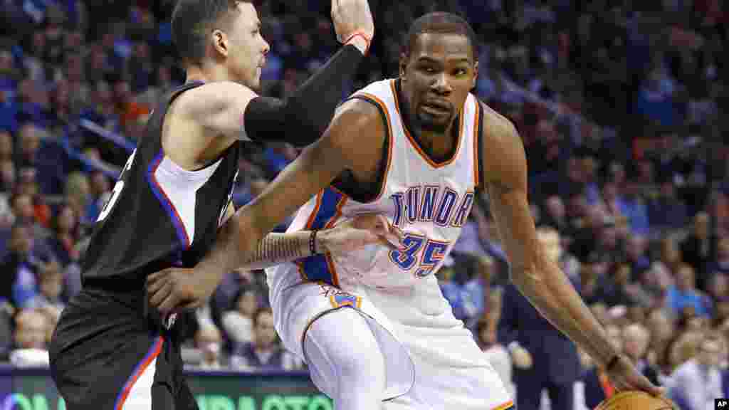 Les Oklahoma Thunder se sont imposés contre Los Angeles Clippers sur un score de 120 à 108.