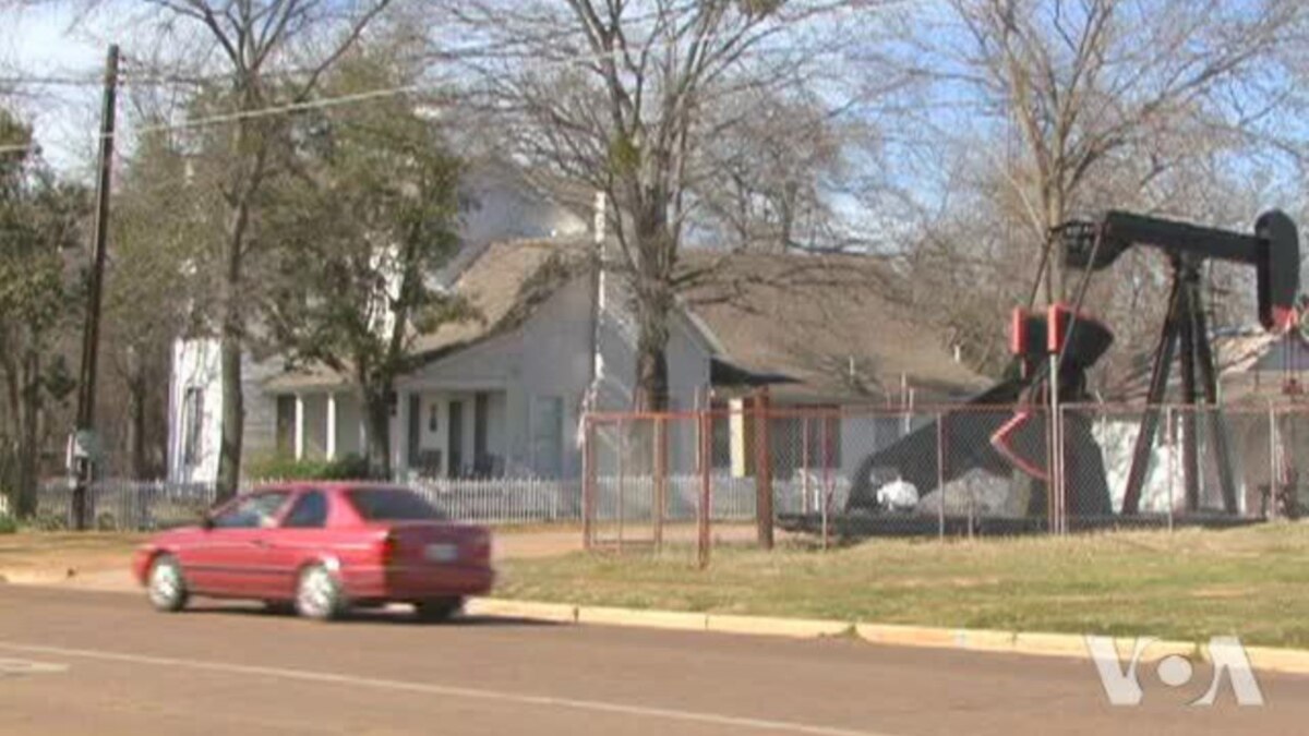 Minyak Bawa Perubahan Drastis Bagi Kota Kecil Di Amerika