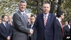 Οι κύριοι Θάτσι και Ερντογάν στην Πρίστινα
