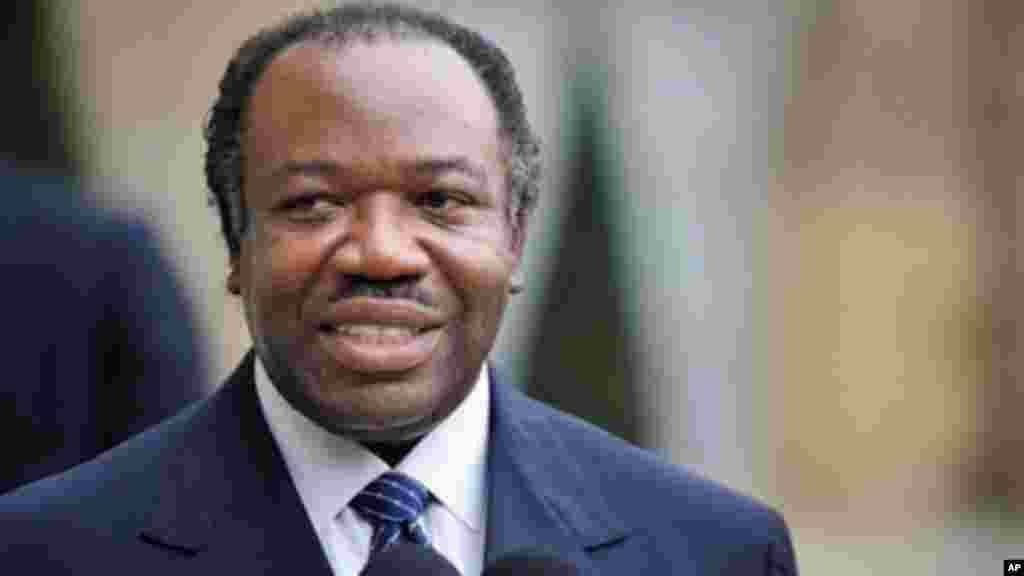 Sept ans après son accession au pouvoir en 2009, Ali Bongo Ondimba, 57 ans, brigue un nouveau mandat.