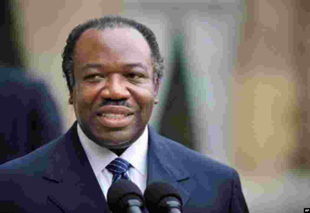 MERCREDI.&nbsp;Ali Bongo lance la première chaîne d&#39;information en continu au Gabon. Lire l&#39;article ici.