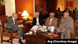محمد اشرف غنی، رئیس جمهور افغانستان در دیدار با شماری از رهبران سیاسی پاکستان در اسلام آباد
