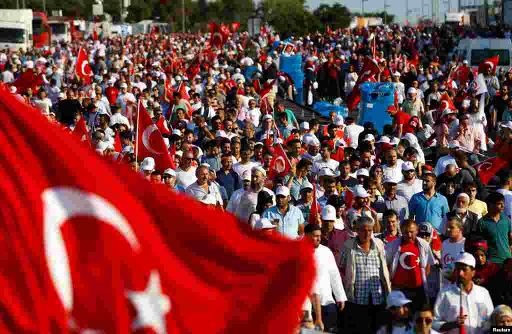15 İyul Demokratiya və Milli Birlik Yürüşü