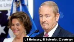 Посол США в Сальвадоре Рональд Джонсон