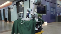 ကိုရိုနာဗိုင်းရပ်စ် လူနာတွေအတွက် စက်ရုပ်