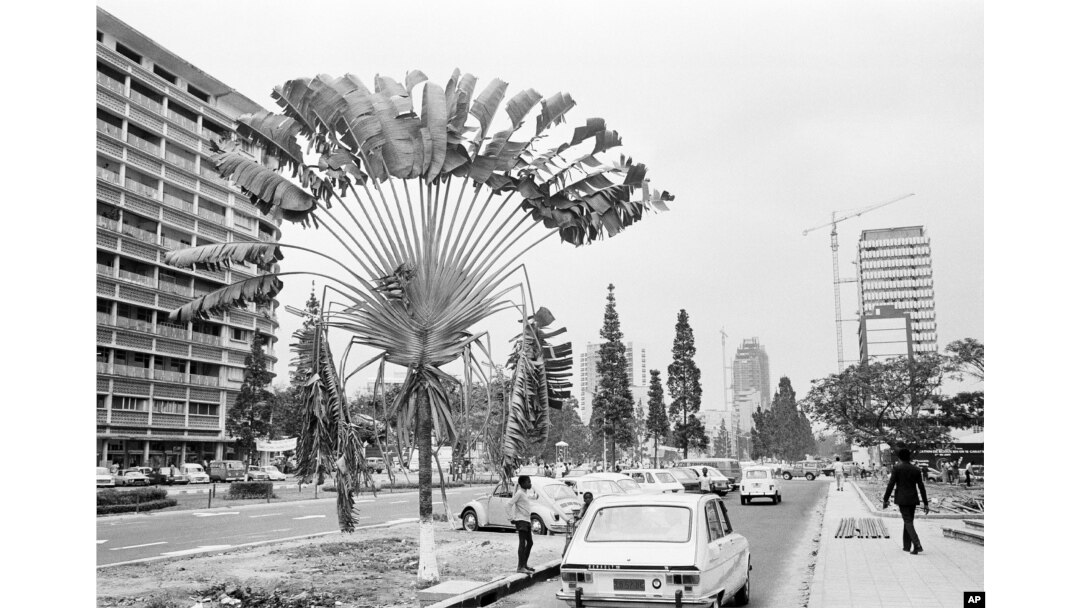 Street scene in downtown Kinshasa, Zaire, is photographed prior the the Muhammad Ali vs. George Foreman title bout scheduled in 1974.