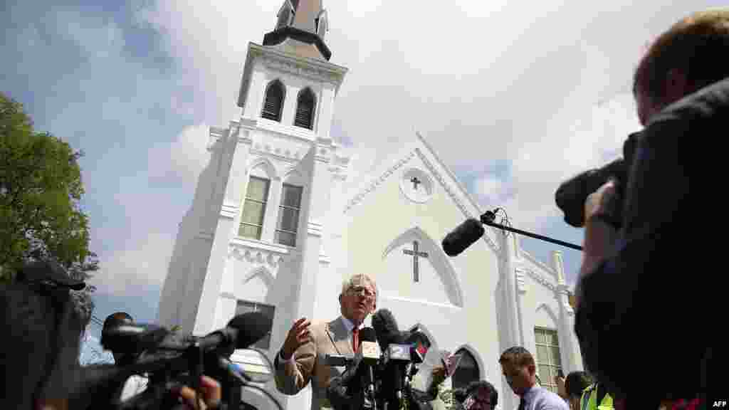 Charleston Mayor Joseph Riley speaks to the media in front of the Emanuel African Methodist Episcopal Church after a mass shooting at the church that killed nine people in Charleston, South Carolina, June 19, 2015.